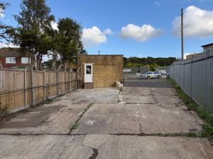 Photo 17- click for photo gallery